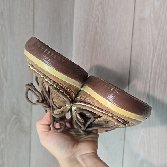 Durango Women 2" LStyle Sandstone Emboss Leather Western hobo shoes sz 9M - Picture 4 of 13